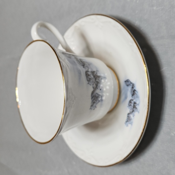Renaissance Fine Bone China Teacup - Picture 3 of 8